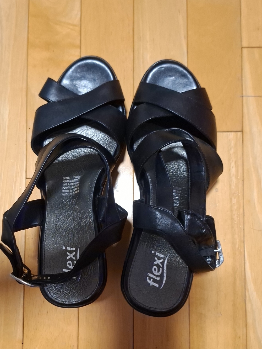 FLEXI Black Strappy Sandals - Size 7 - Never worn - New without tag